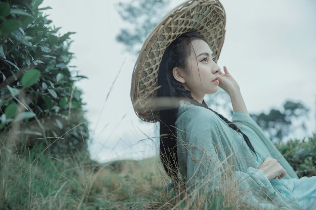 YiTuYu艺图语 Vol.1235 Yi Bao