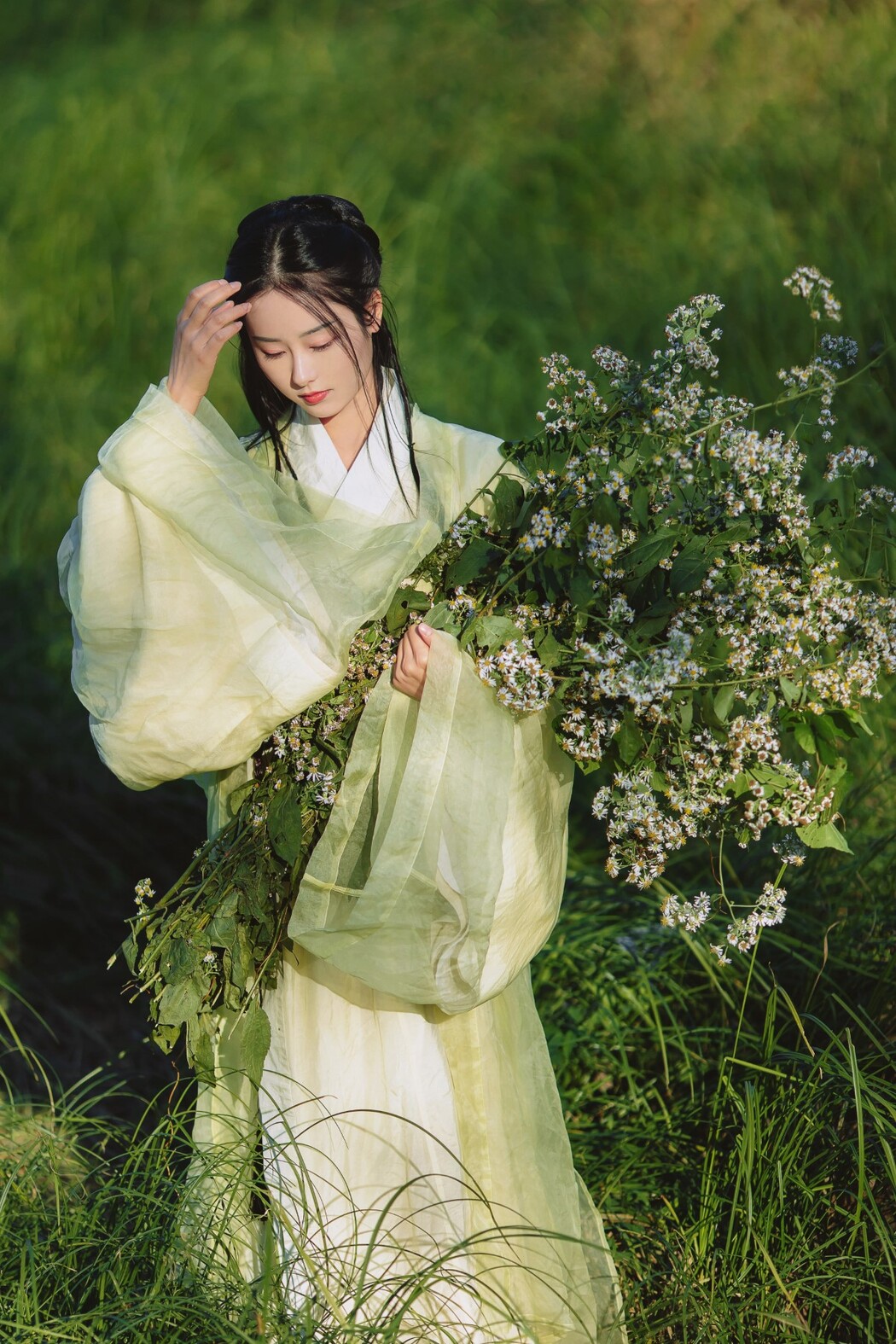 YiTuYu艺图语 Vol.1228 Ren Jian Yue-Su Chen