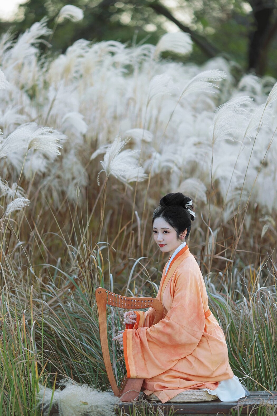 YiTuYu艺图语 Vol.1223 Xiao Wen Nuan Xiang Yao Ge Da Tai Yang