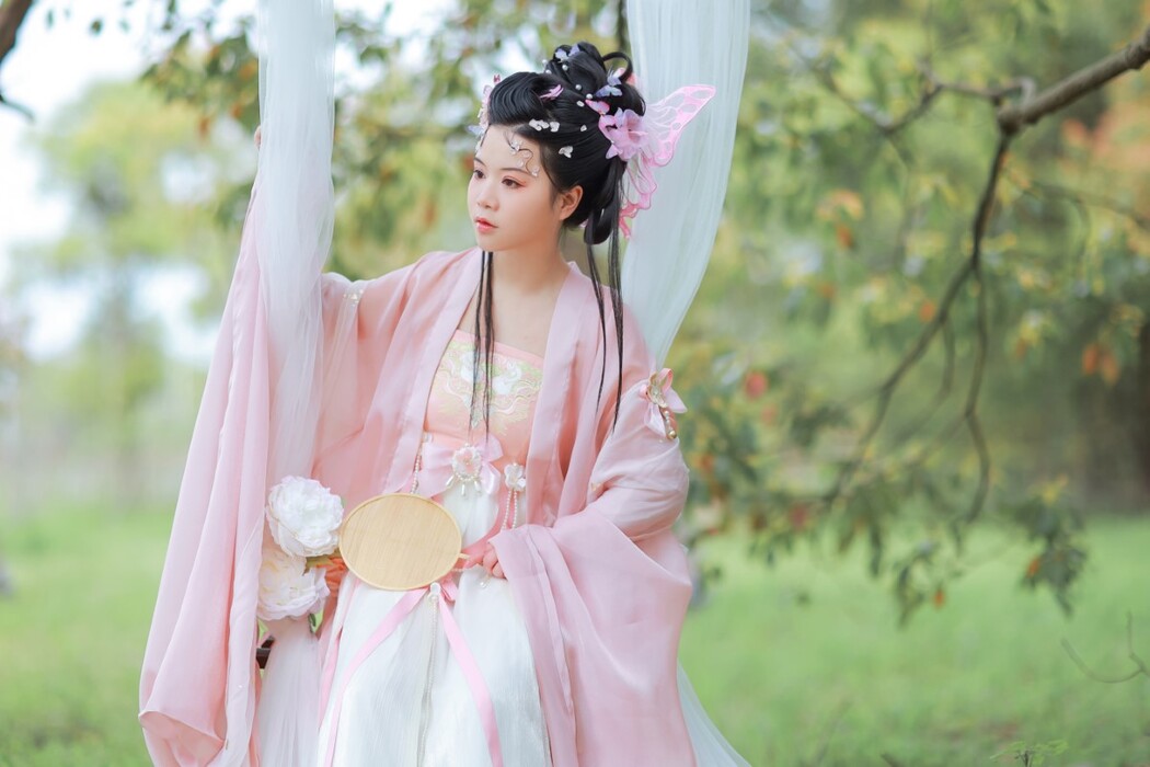 YiTuYu艺图语 Vol.1250 Xiao Guai Shou