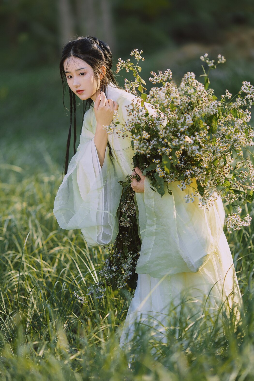 YiTuYu艺图语 Vol.1228 Ren Jian Yue-Su Chen