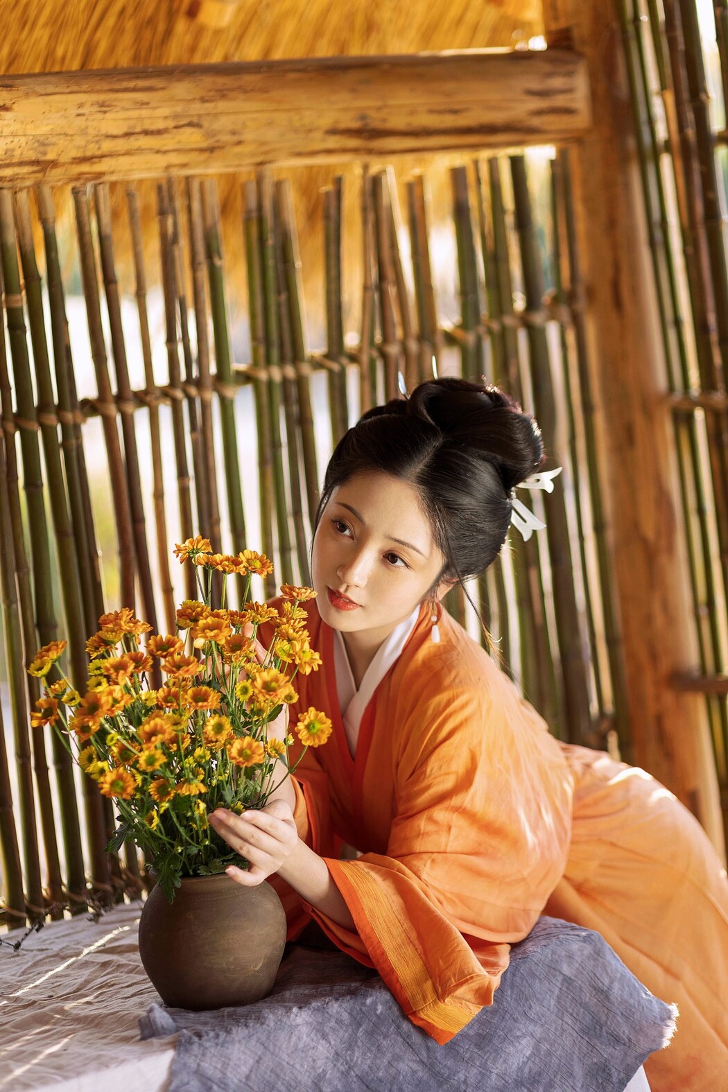 YiTuYu艺图语 Vol.1223 Xiao Wen Nuan Xiang Yao Ge Da Tai Yang