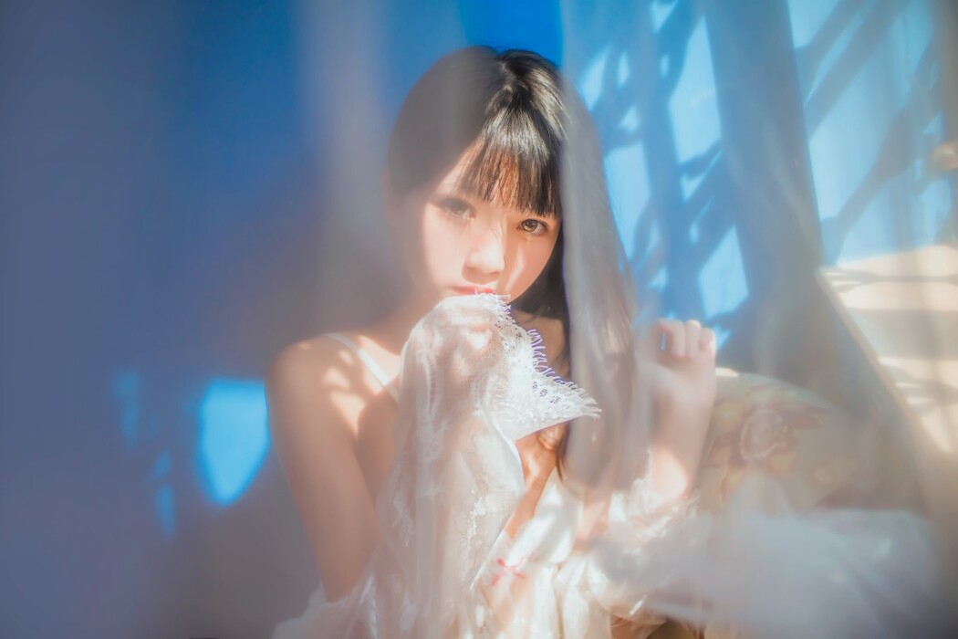 YiTuYu艺图语 Vol.1205 Cherry Meow