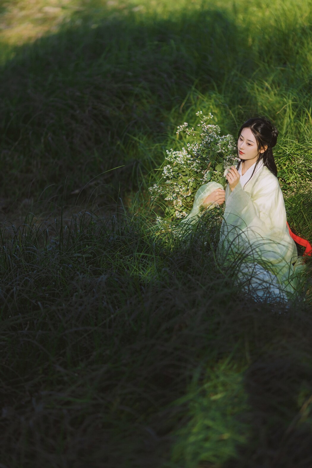 YiTuYu艺图语 Vol.1228 Ren Jian Yue-Su Chen