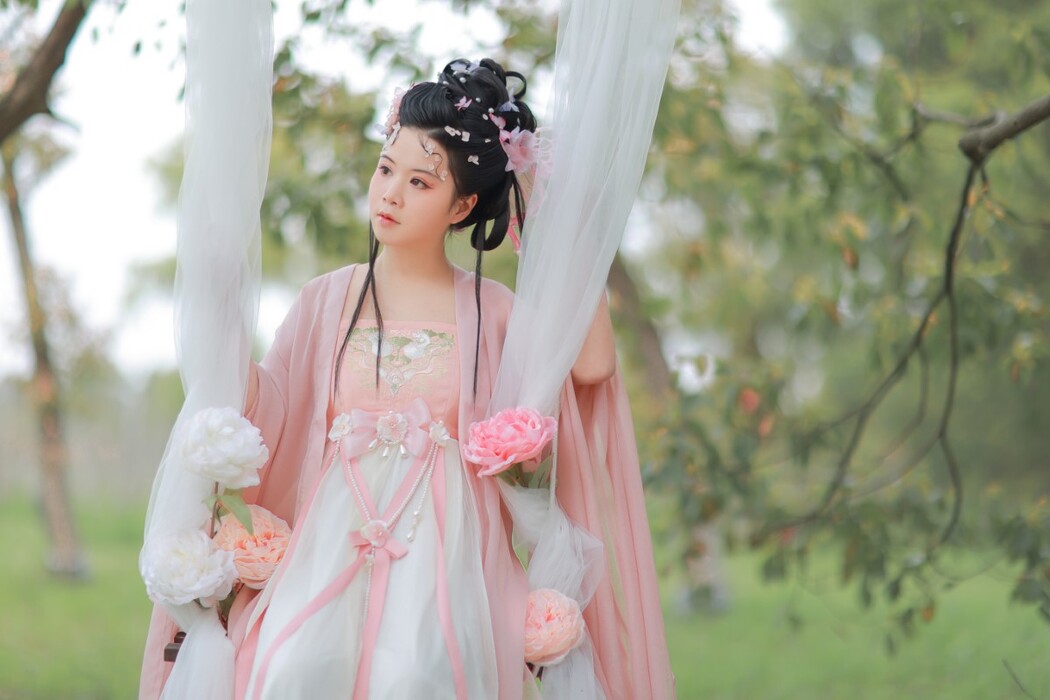 YiTuYu艺图语 Vol.1250 Xiao Guai Shou