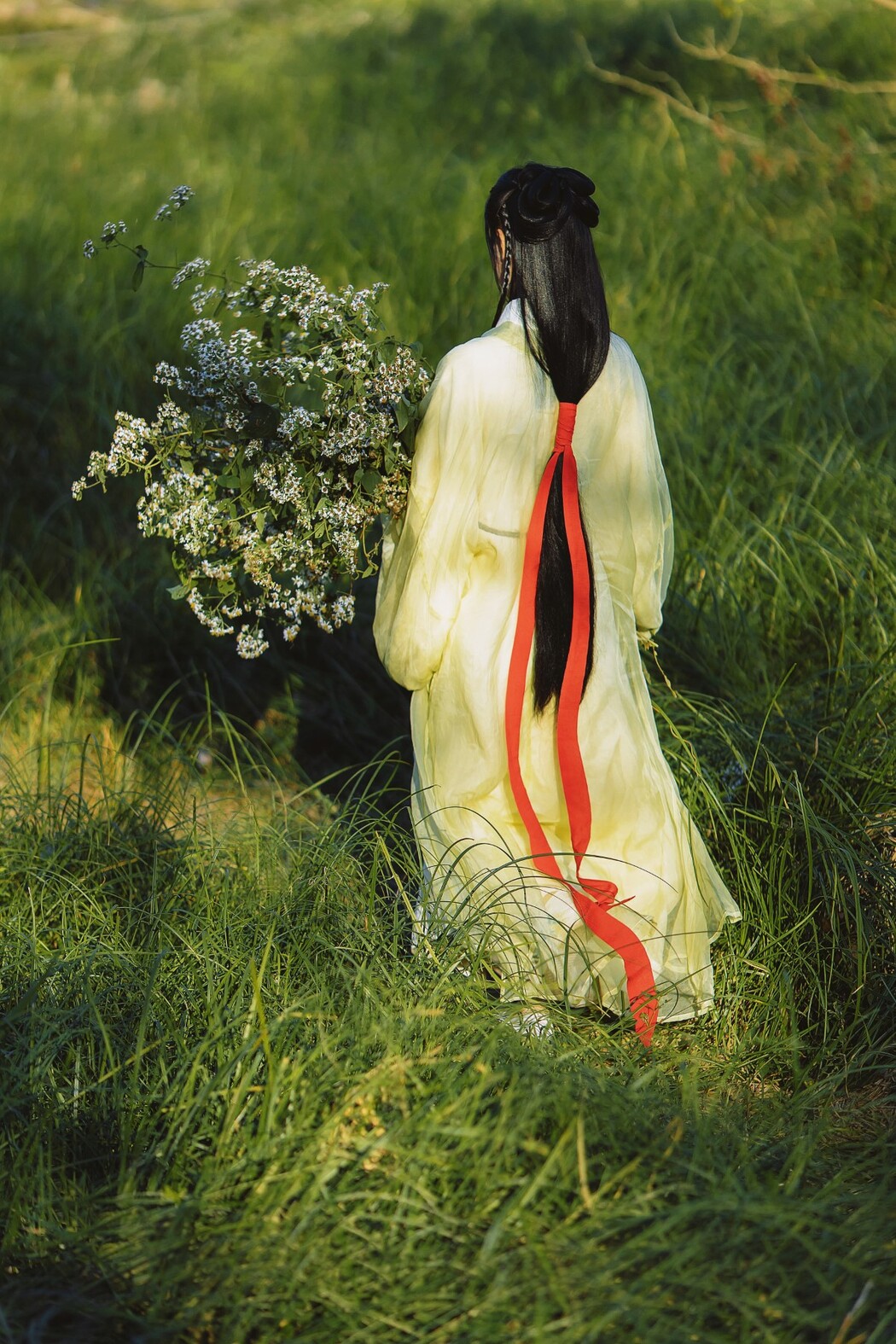 YiTuYu艺图语 Vol.1228 Ren Jian Yue-Su Chen