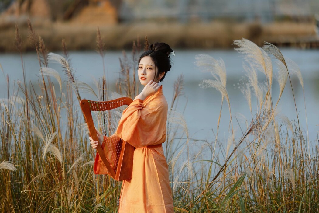 YiTuYu艺图语 Vol.1223 Xiao Wen Nuan Xiang Yao Ge Da Tai Yang