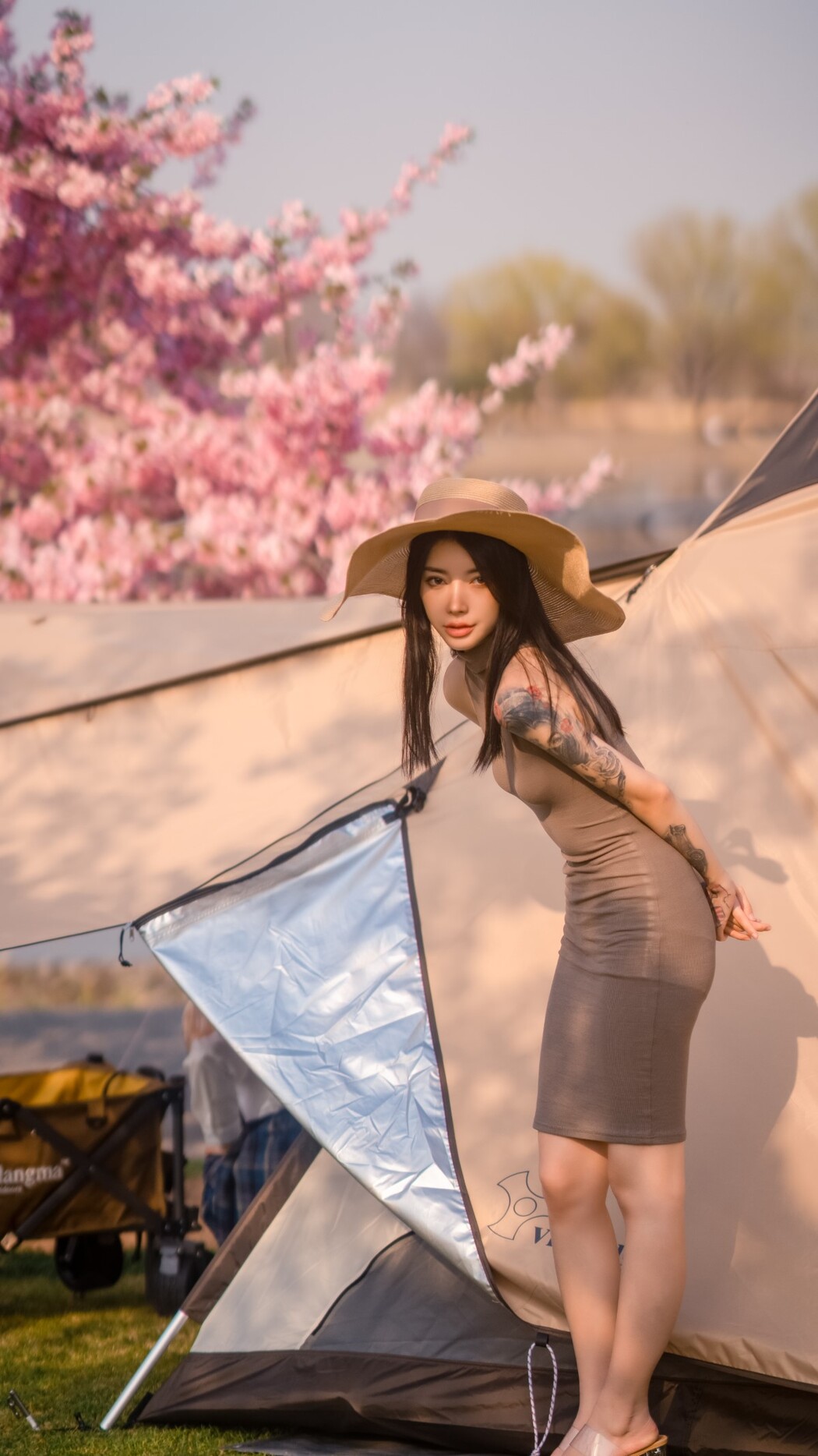 YiTuYu艺图语 Vol.1240 Yue Yue