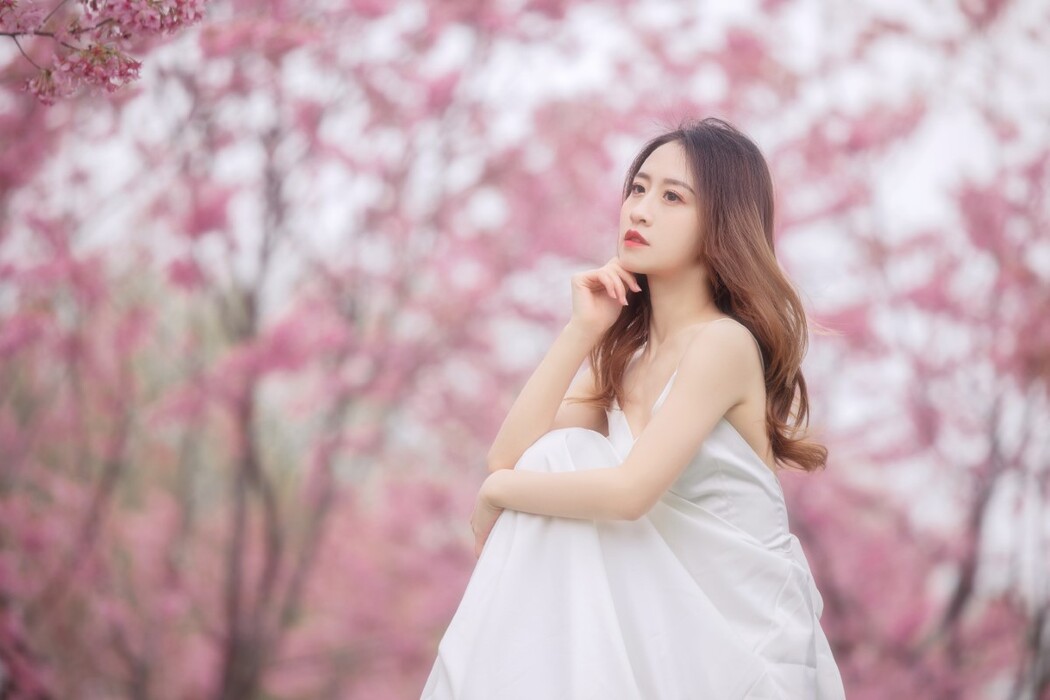 YiTuYu艺图语 Vol.1290 Zi Yi