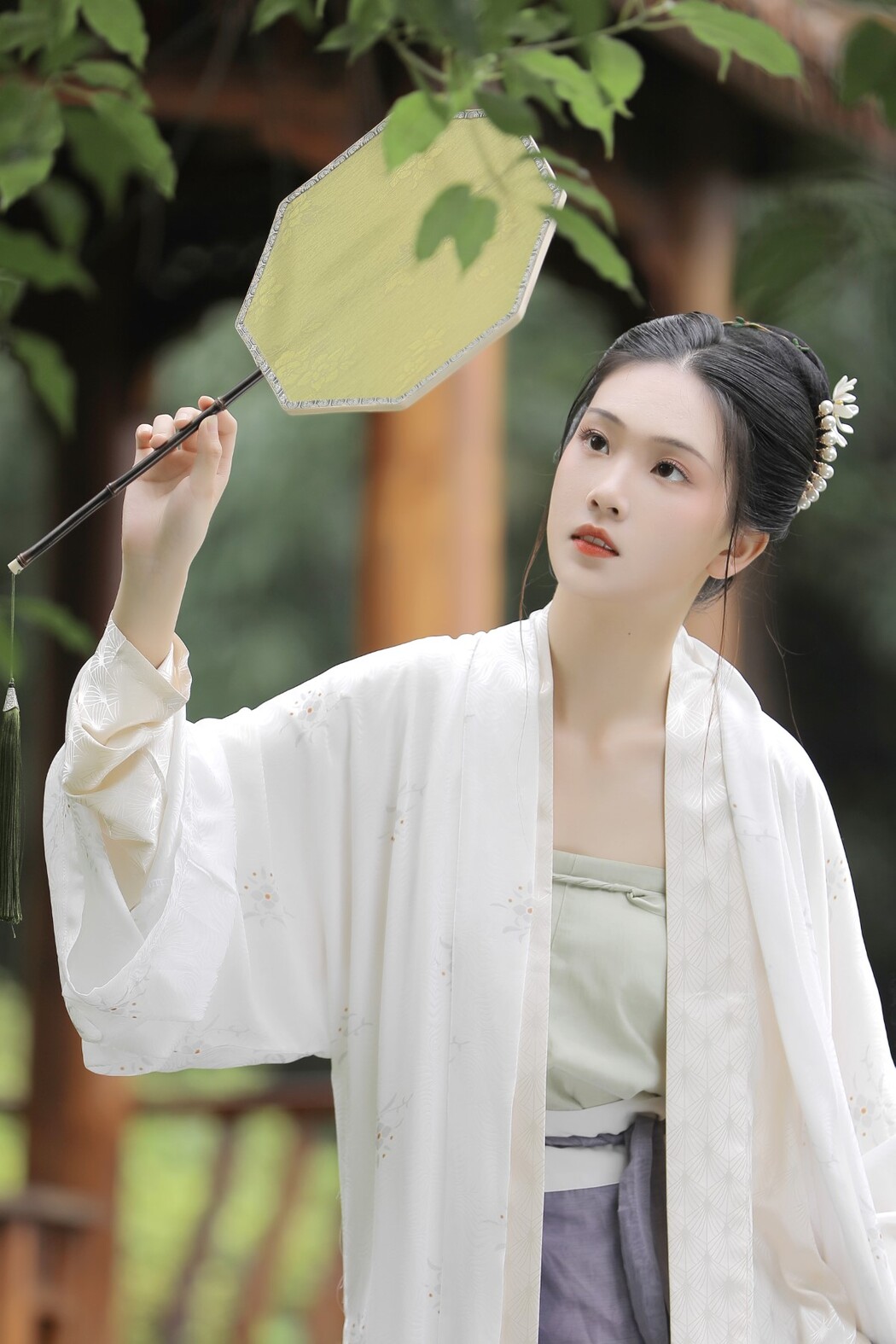 YiTuYu艺图语 Vol.1227 Zhi Zhi Qi