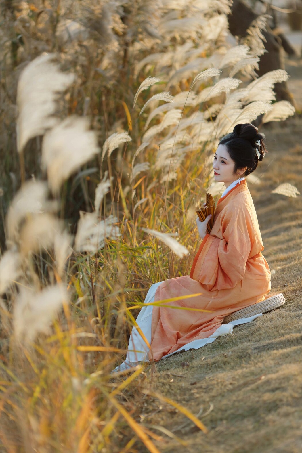 YiTuYu艺图语 Vol.1223 Xiao Wen Nuan Xiang Yao Ge Da Tai Yang