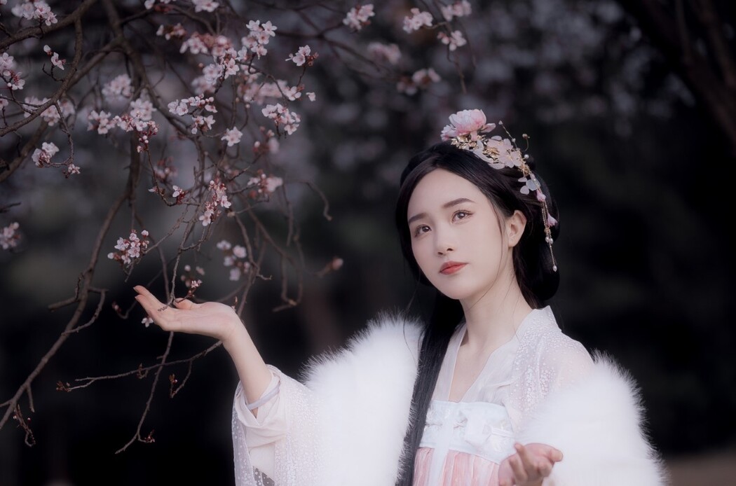 YiTuYu艺图语 Vol.1219 Qian Quan Fu Yu