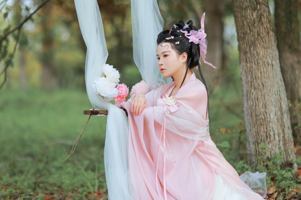 YiTuYu艺图语 Vol.1250 Xiao Guai Shou