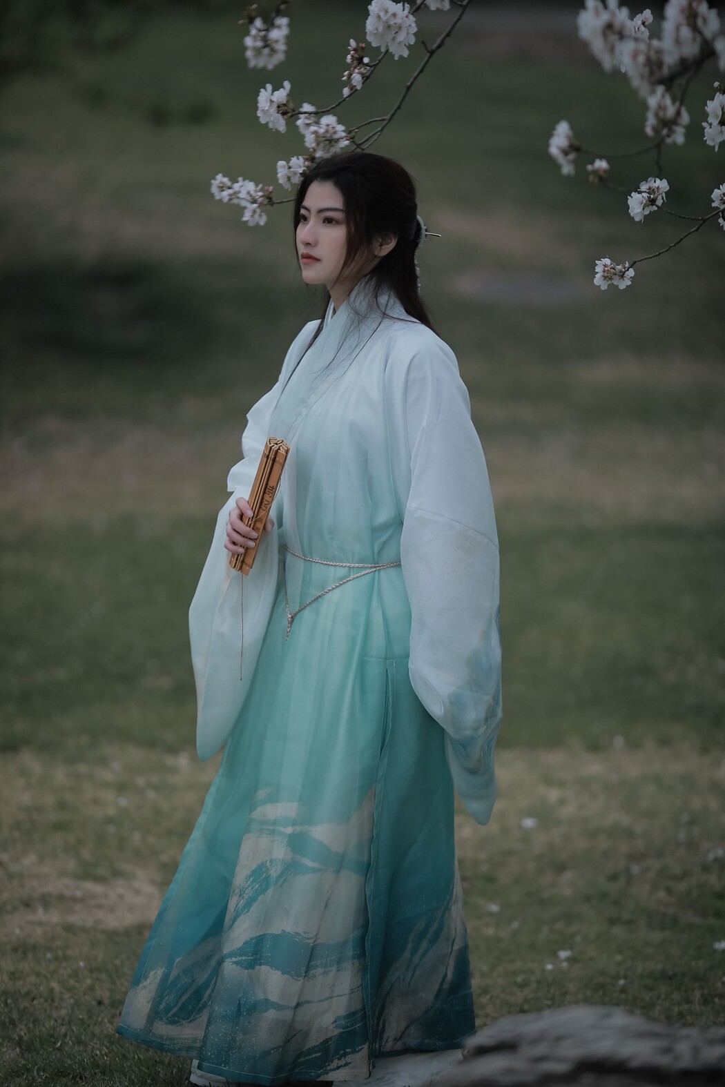 YiTuYu艺图语 Vol.1236 Da Tachibana