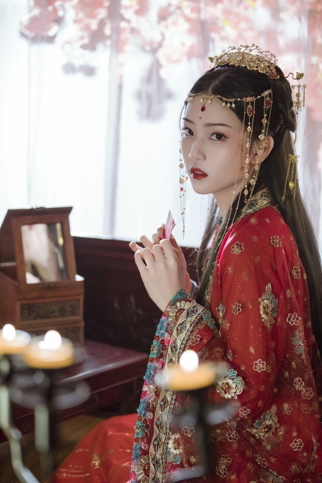 YiTuYu艺图语 Vol.1222 Zhi Zhi Qi