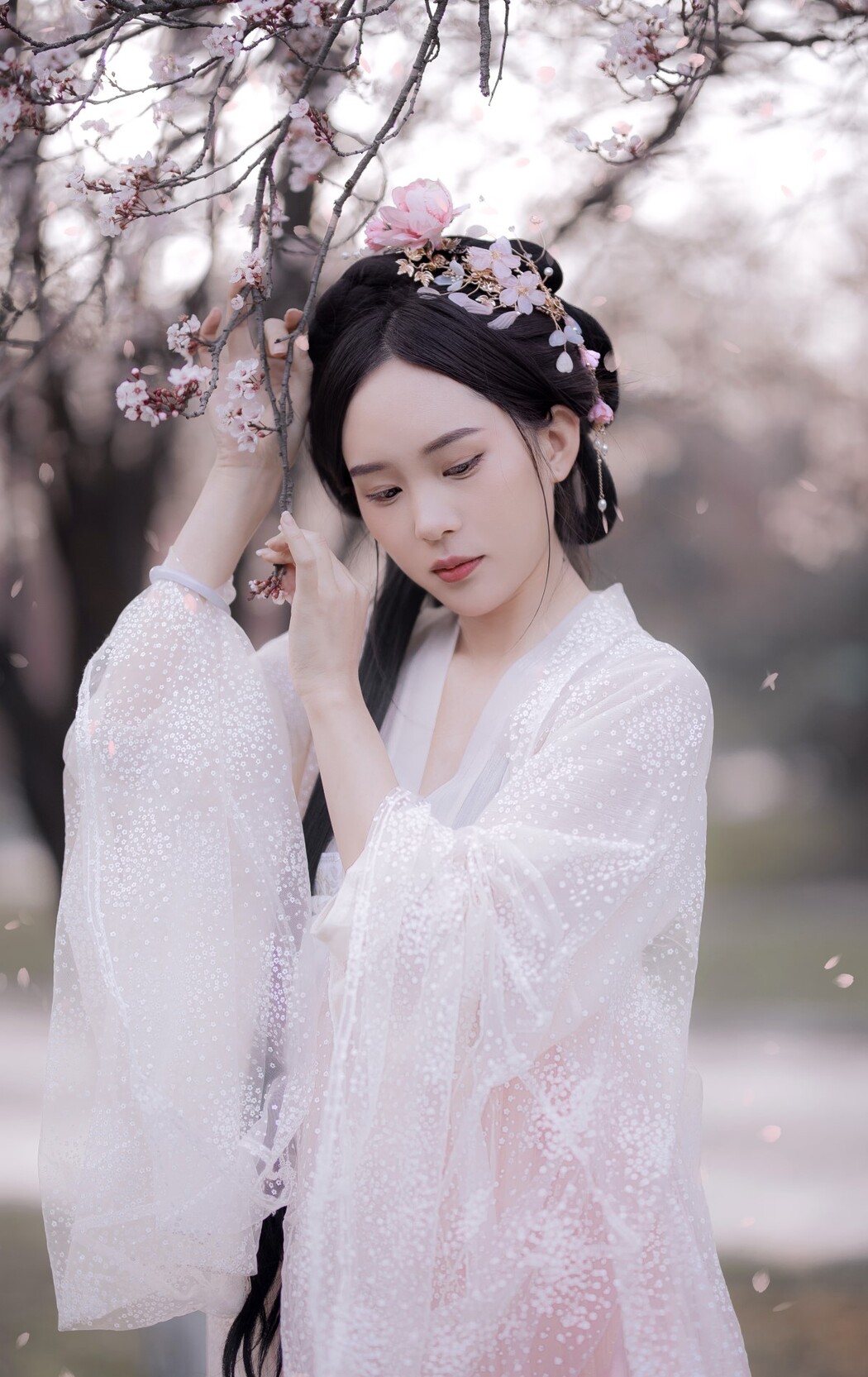YiTuYu艺图语 Vol.1219 Qian Quan Fu Yu