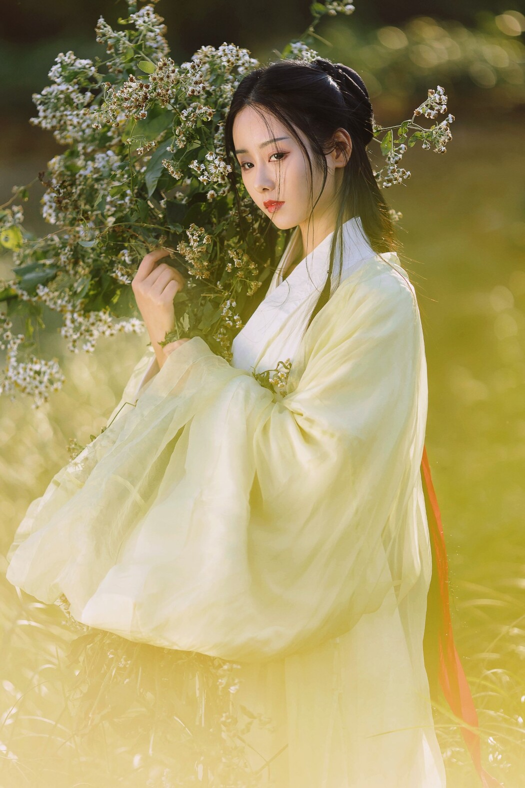 YiTuYu艺图语 Vol.1228 Ren Jian Yue-Su Chen