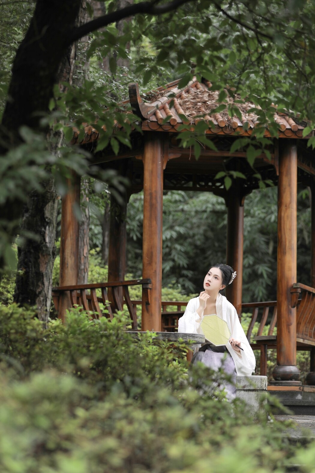 YiTuYu艺图语 Vol.1227 Zhi Zhi Qi