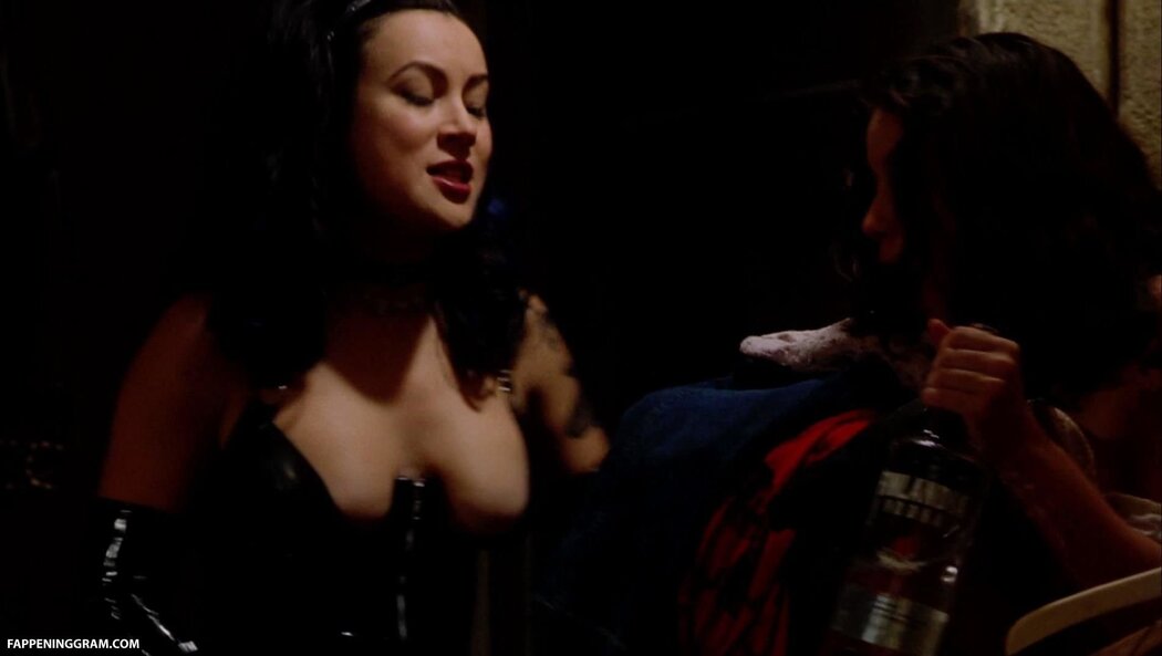 Jennifer Tilly