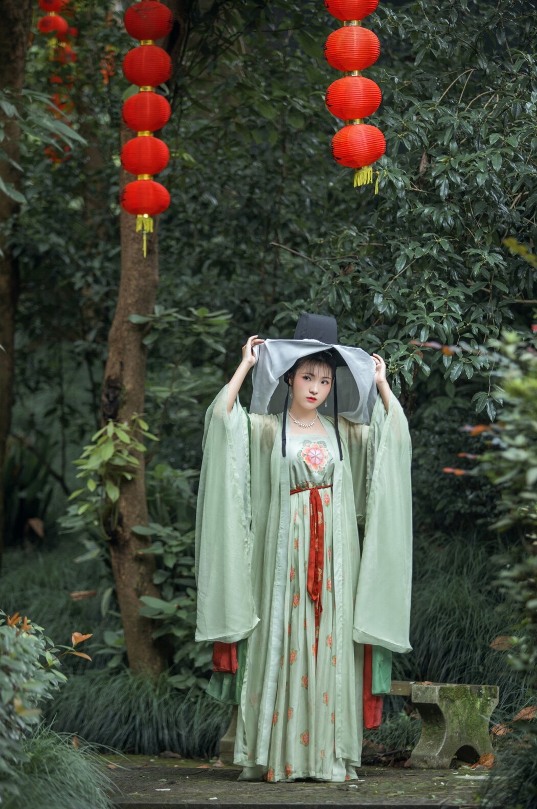 YiTuYu艺图语 Vol.1305 Yi Ge Bai Lu