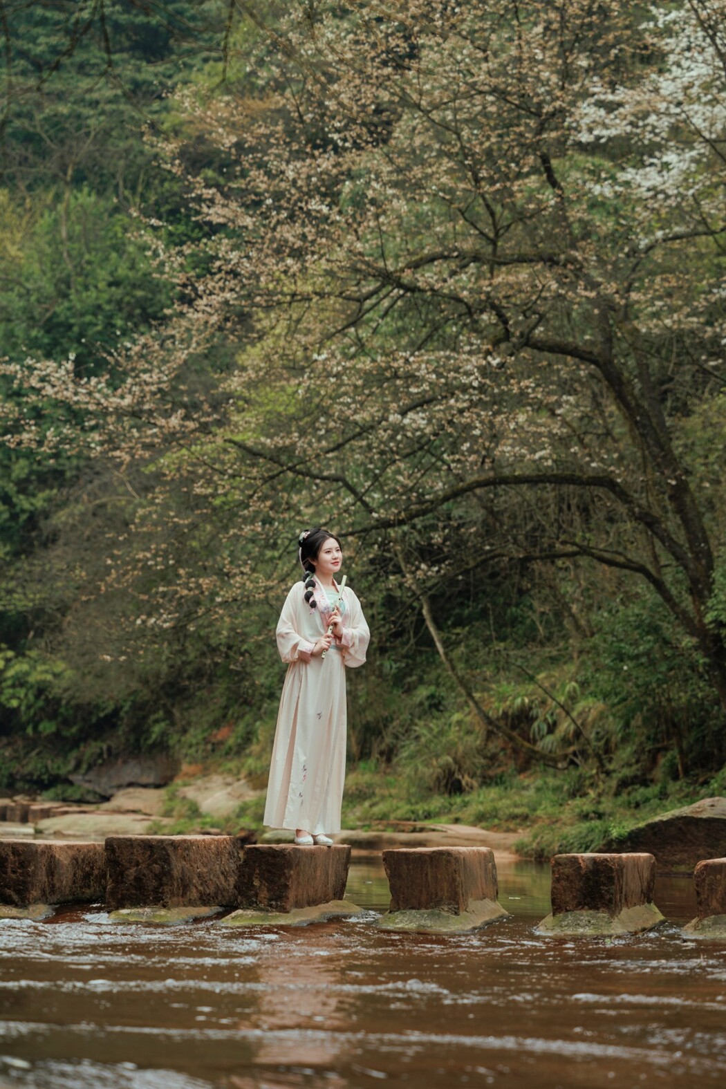 YiTuYu艺图语 Vol.1385 Qiu Qiu