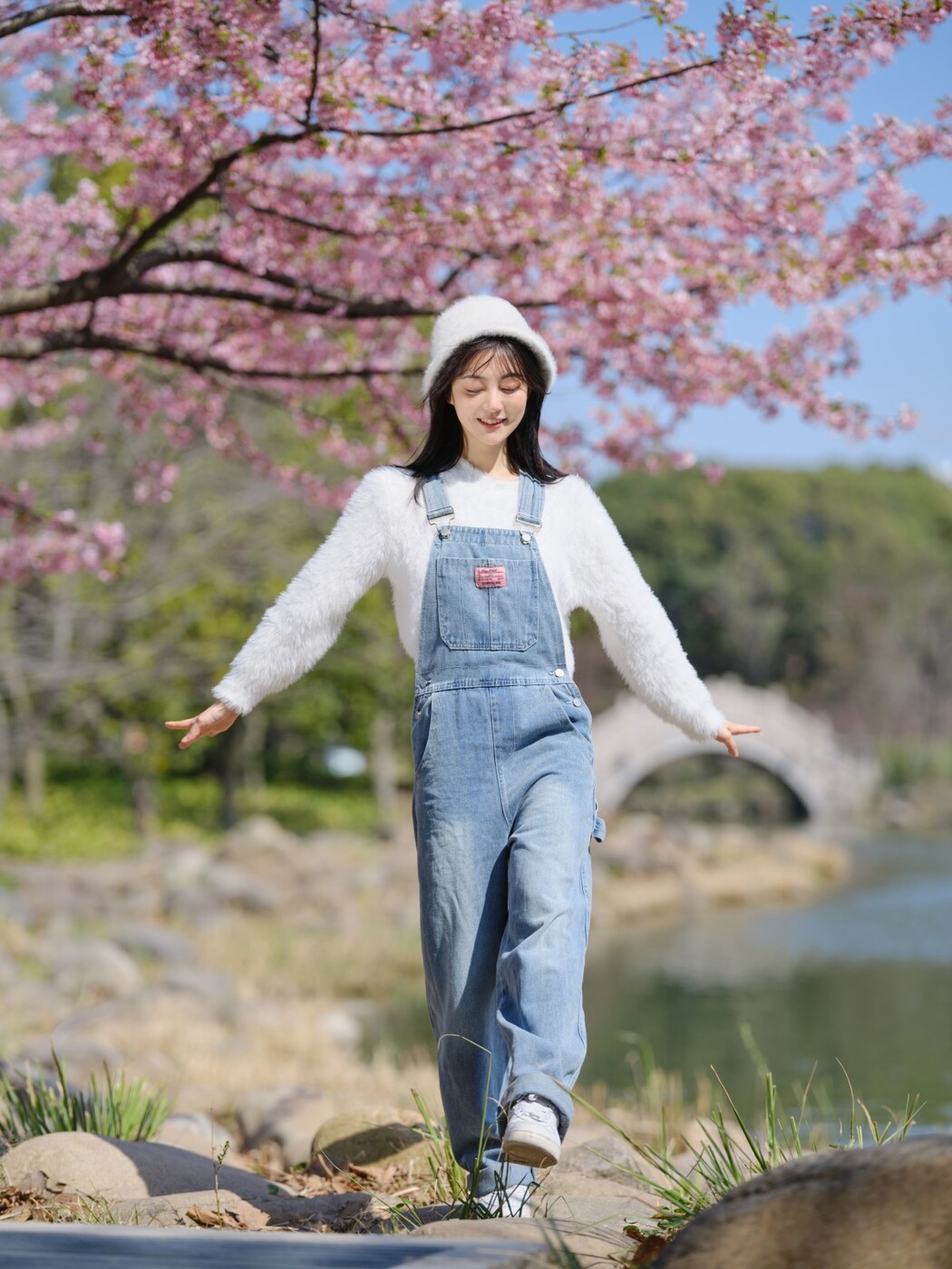YiTuYu艺图语 Vol.1350 Fei Niao Gu Gu