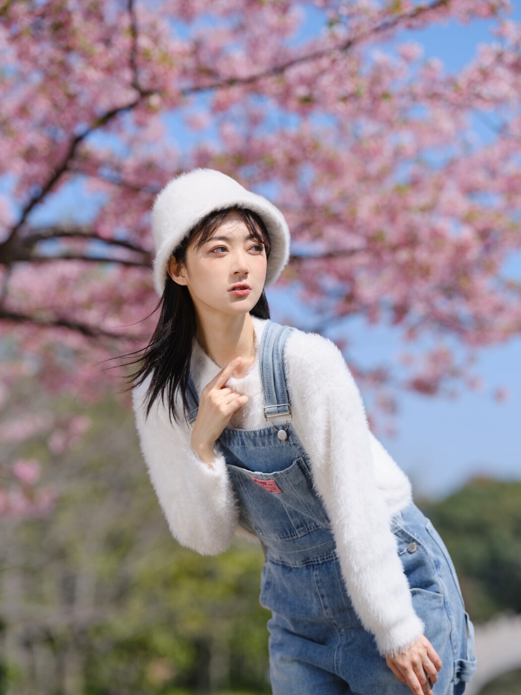 YiTuYu艺图语 Vol.1350 Fei Niao Gu Gu