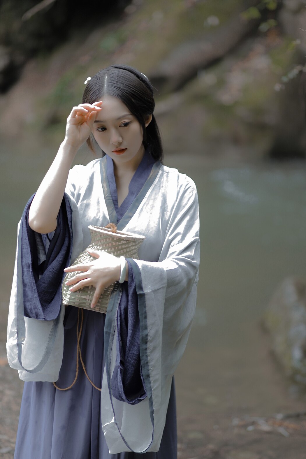 YiTuYu艺图语 Vol.1321 Liu Yuan Yi