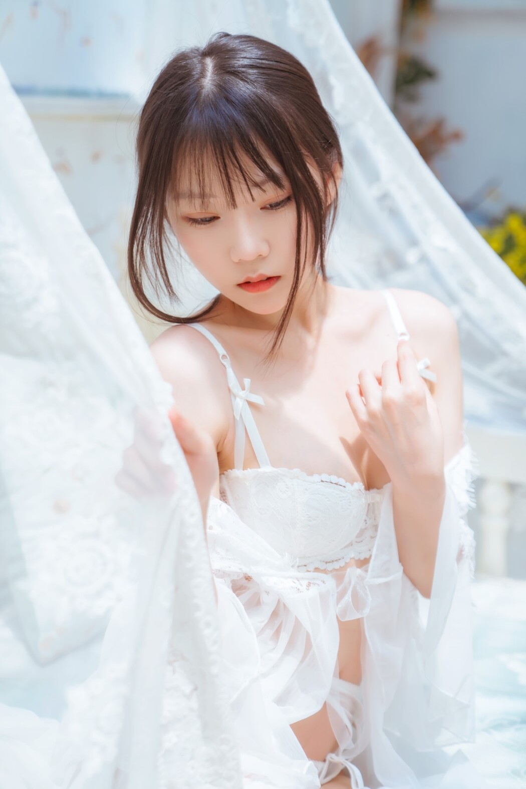 YiTuYu艺图语 Vol.1381 Xiang Cao Miao Lu Lu