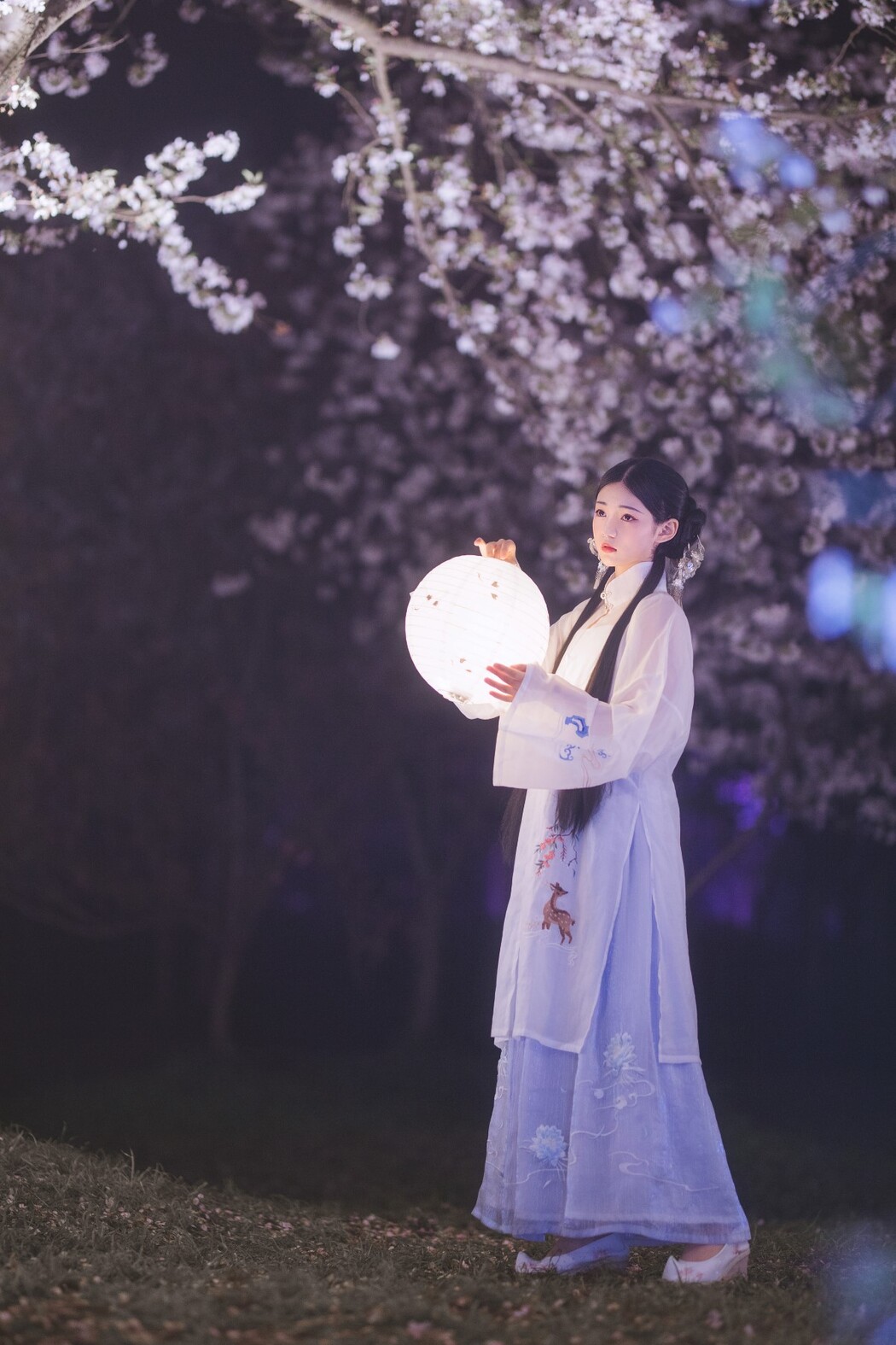 YiTuYu艺图语 Vol.1335 Wu Ying Kun Kun