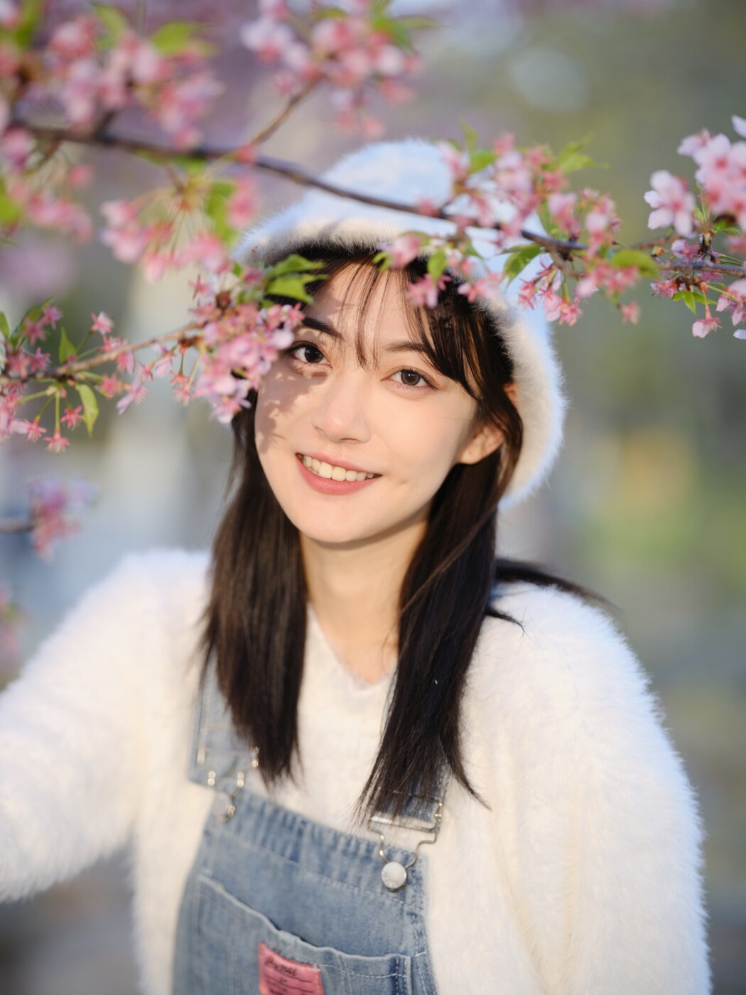 YiTuYu艺图语 Vol.1350 Fei Niao Gu Gu
