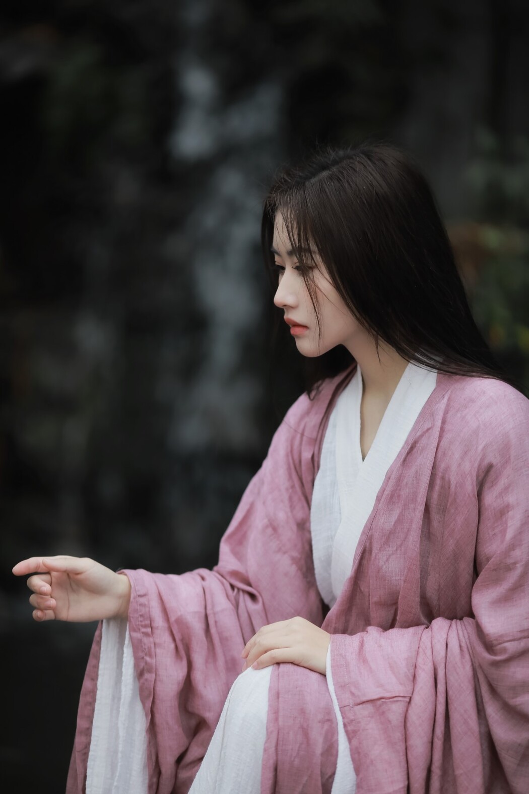 YiTuYu艺图语 Vol.1357 Keikei Bai Cha Qing Huan