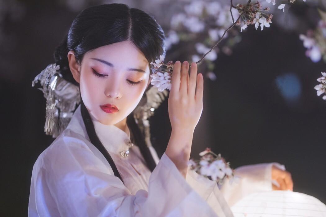 YiTuYu艺图语 Vol.1335 Wu Ying Kun Kun