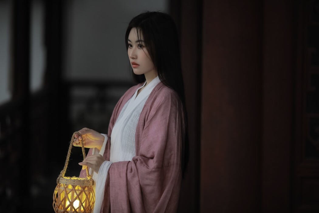 YiTuYu艺图语 Vol.1357 Keikei Bai Cha Qing Huan