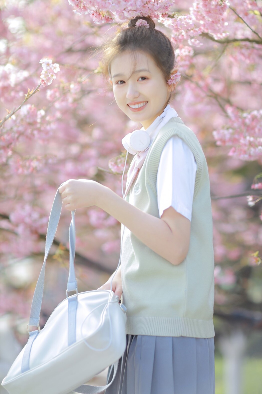 YiTuYu艺图语 Vol.1340 Rui Qiu De Kuai Le Ren Sheng
