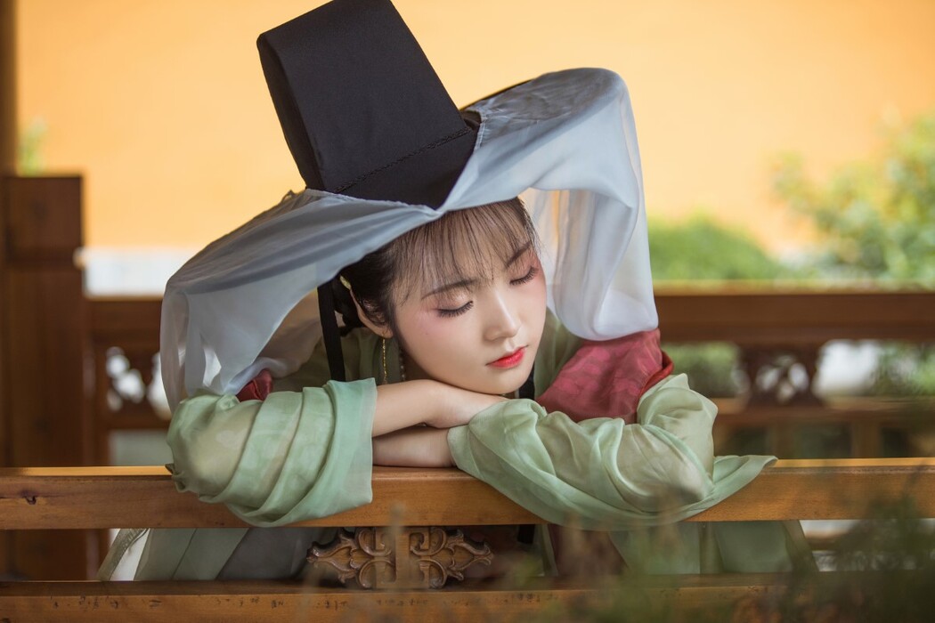 YiTuYu艺图语 Vol.1305 Yi Ge Bai Lu
