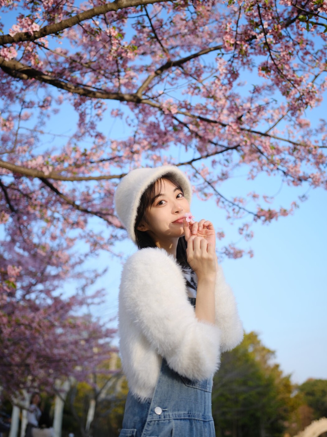 YiTuYu艺图语 Vol.1350 Fei Niao Gu Gu