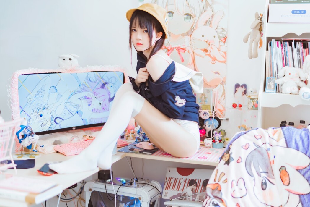 YiTuYu艺图语 Vol.1397 Cherry Meow