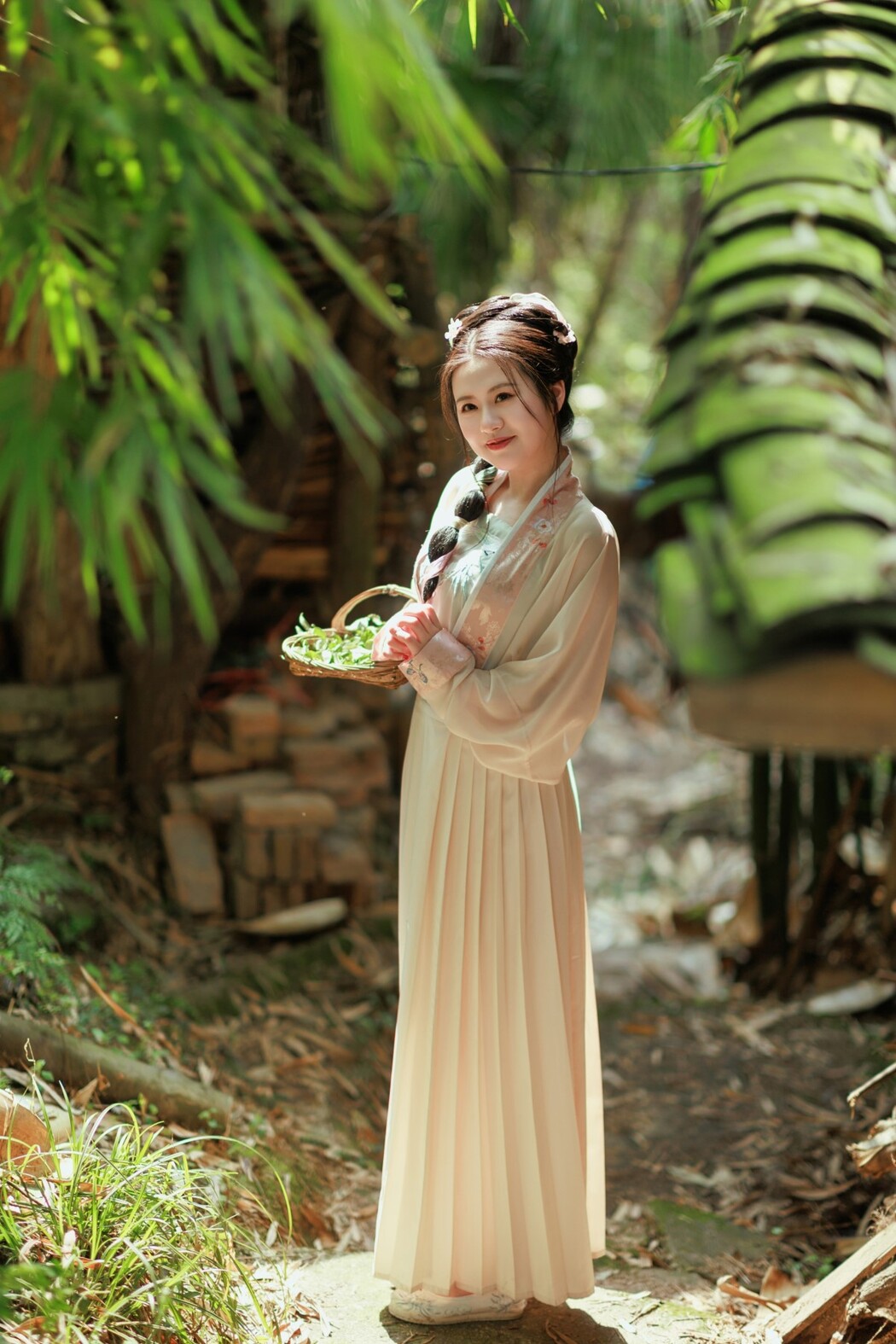 YiTuYu艺图语 Vol.1385 Qiu Qiu