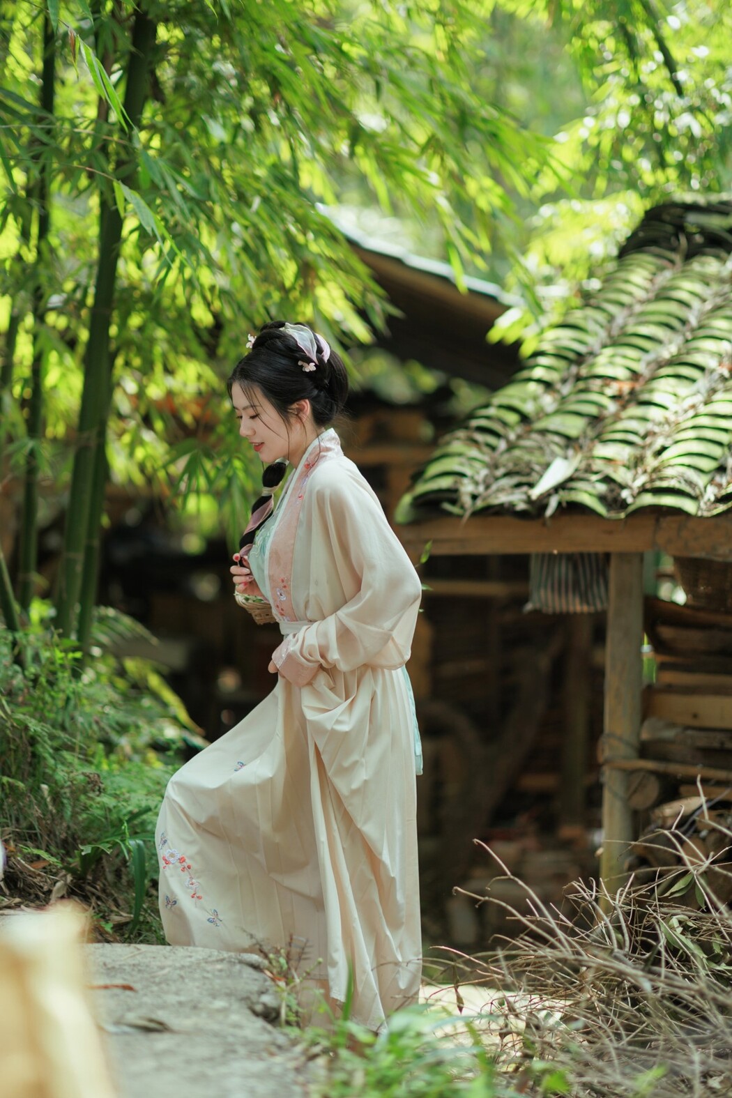 YiTuYu艺图语 Vol.1385 Qiu Qiu