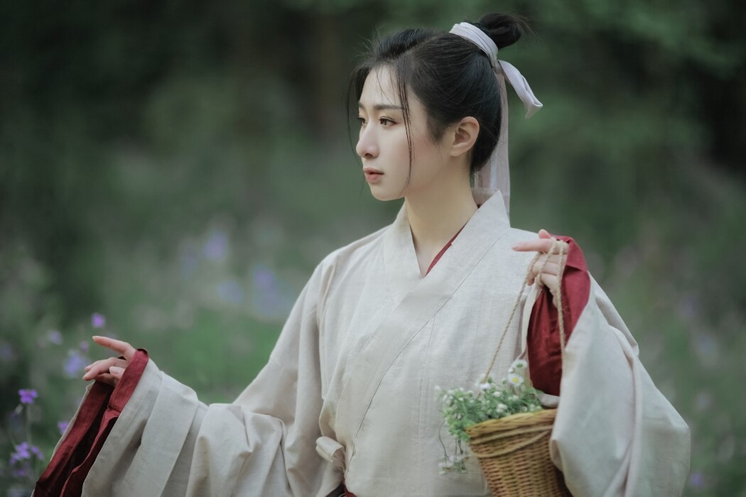 YiTuYu艺图语 Vol.1316 Dong Xiao Mi
