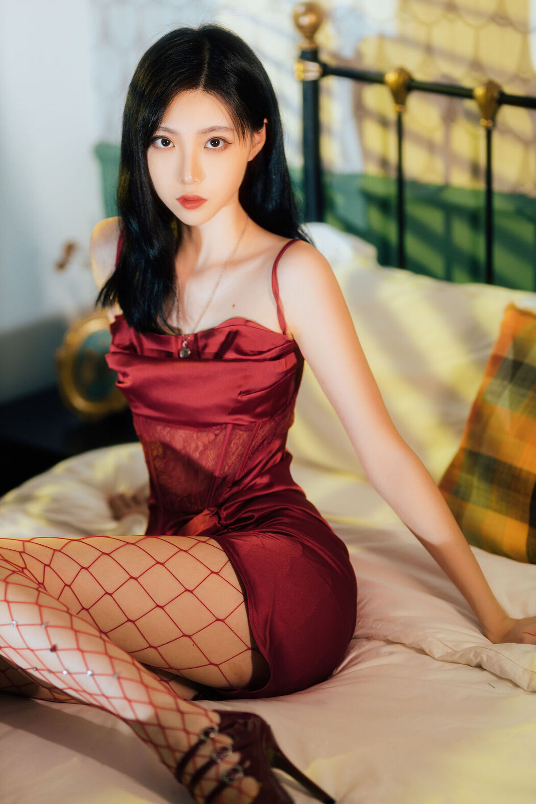 Coser@许岚lan &#8211; 网袜红裙