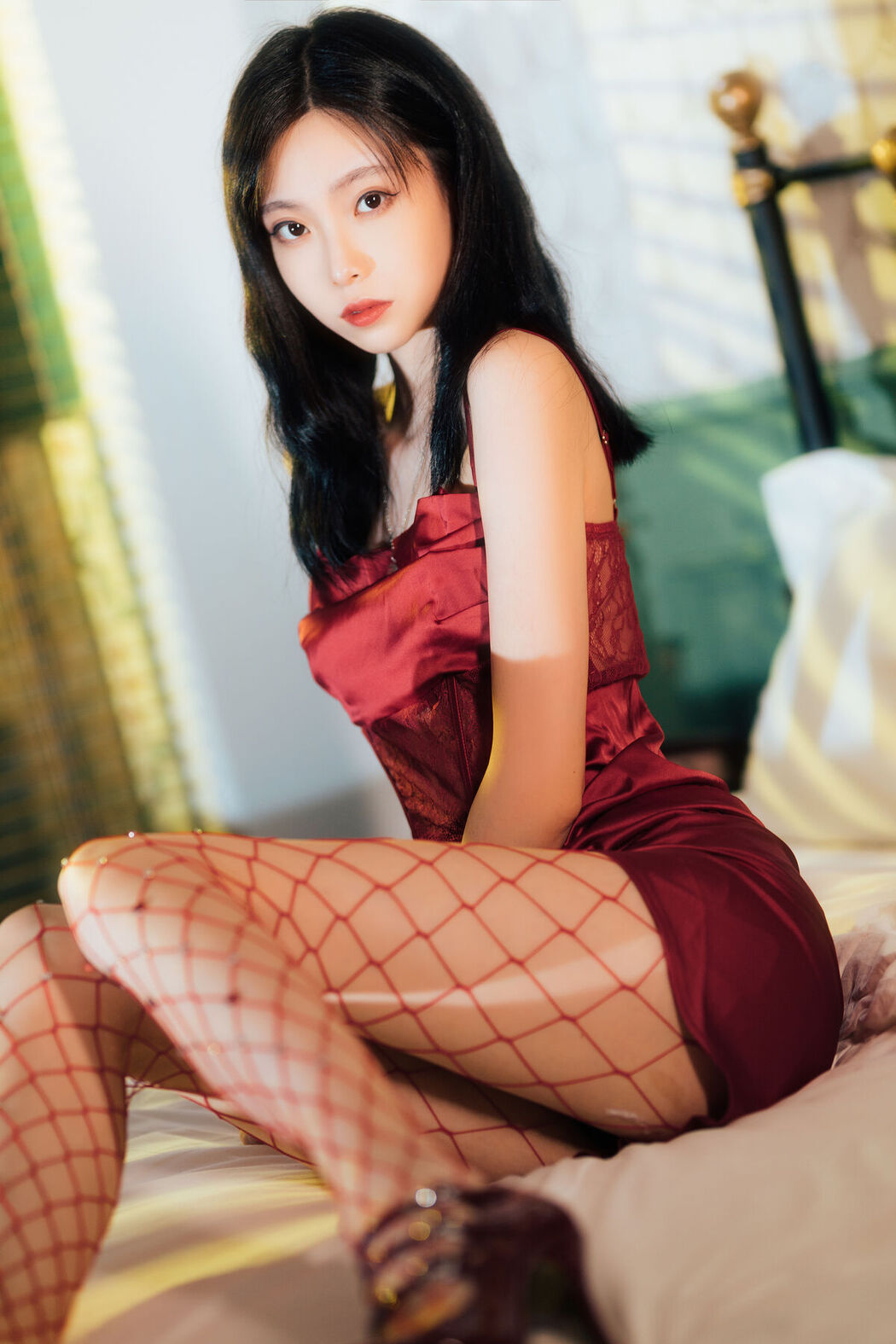 Coser@许岚lan &#8211; 网袜红裙