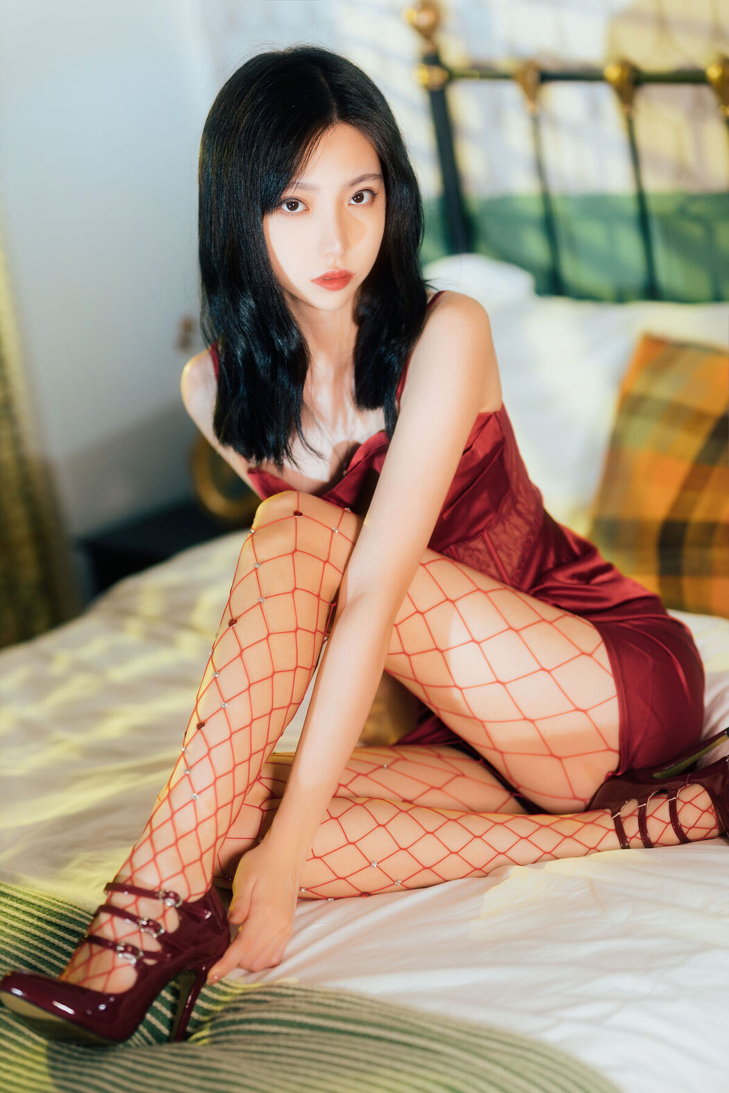Coser@许岚lan &#8211; 网袜红裙