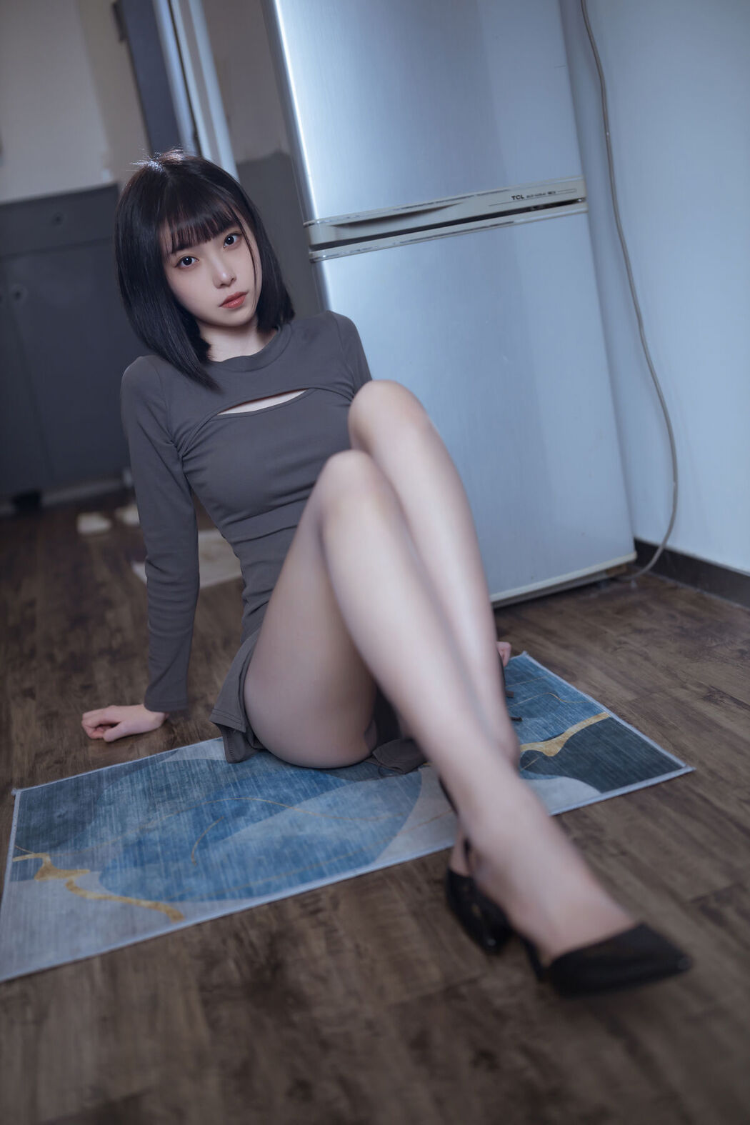Coser@许岚lan – 灰丝姐姐