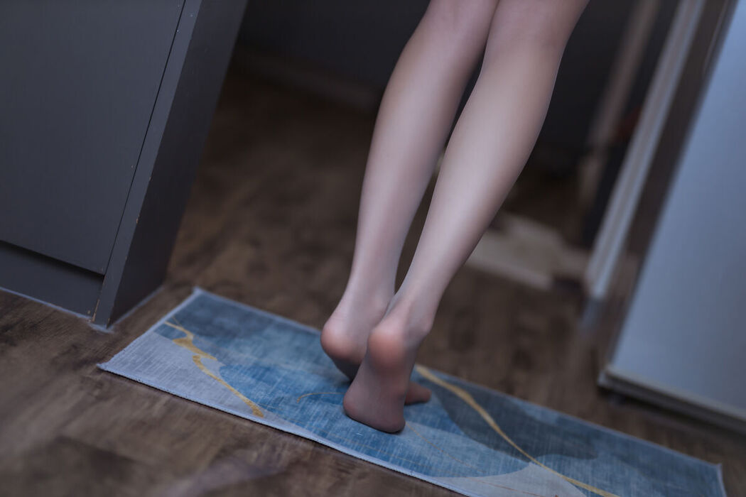 Coser@许岚lan – 灰丝姐姐