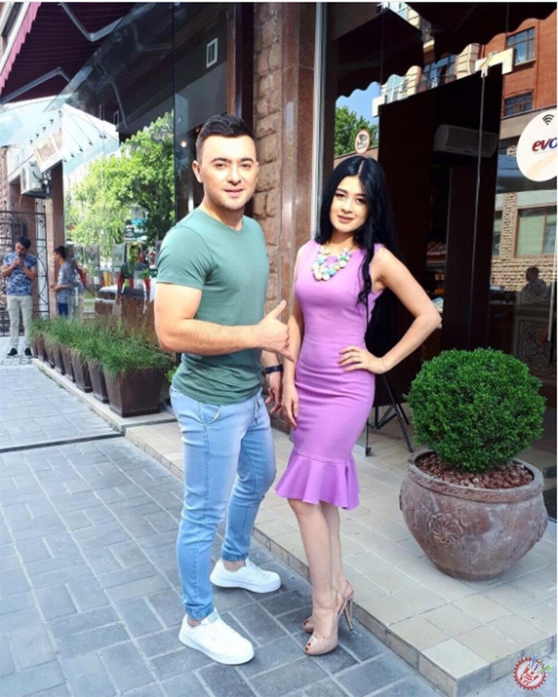 Nilufar Hamidova Behayo Rasmlari