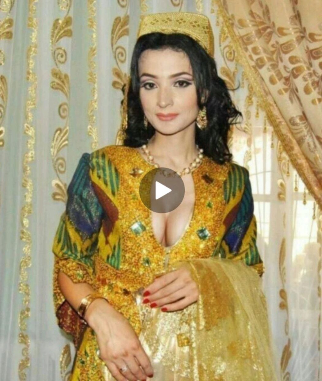 Nilufar Hamidova Behayo Rasmlari