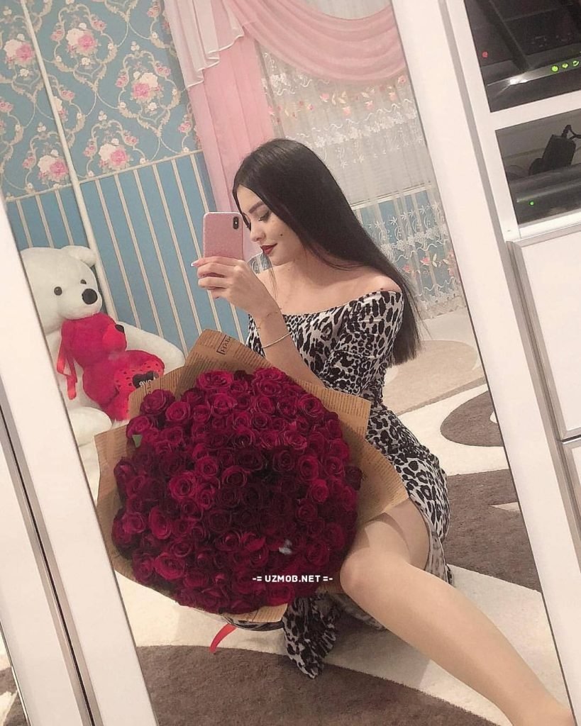 Nilufar Hamidova Behayo Rasmlari