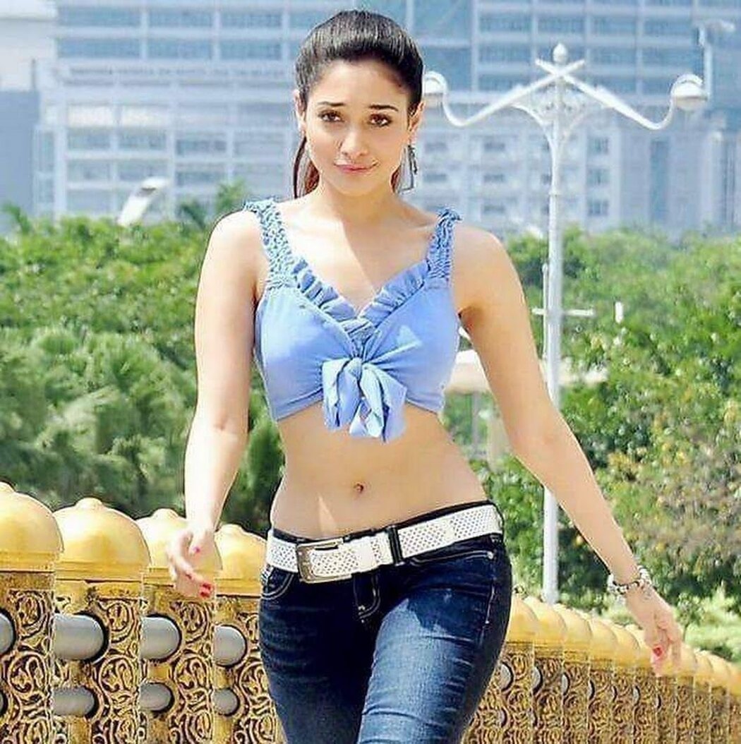 Nilufar Hamidova Behayo Rasmlari